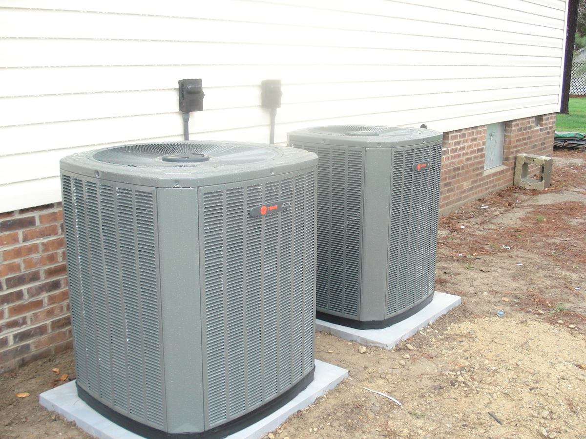 Wicomico two trane units outside of home